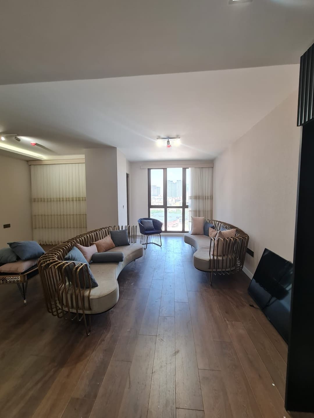 Studio Apartment For Sale in { Boulevard - Erbil }
