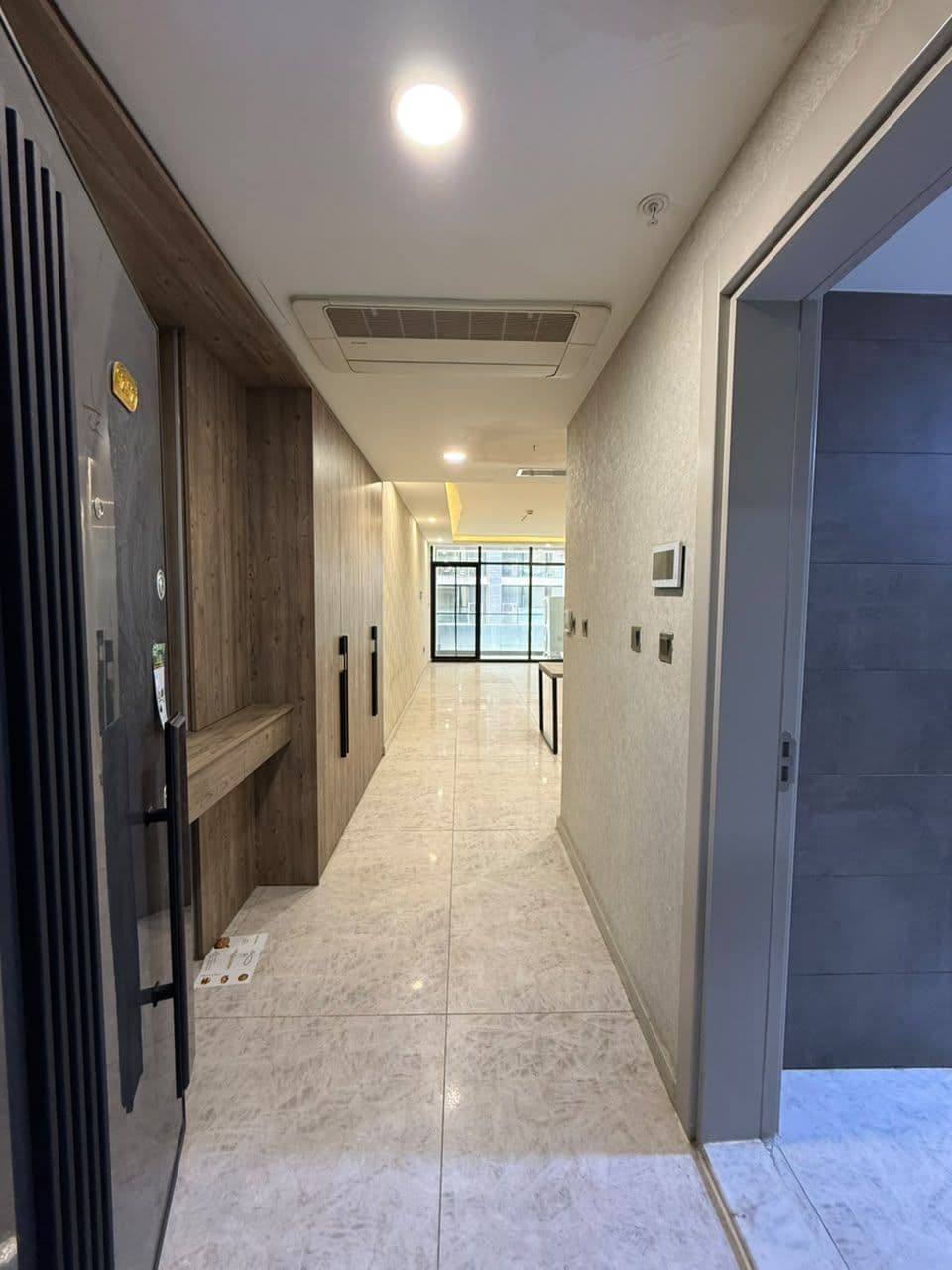 1+1 Apartment for sale in { Sky Towers - Erbil } 